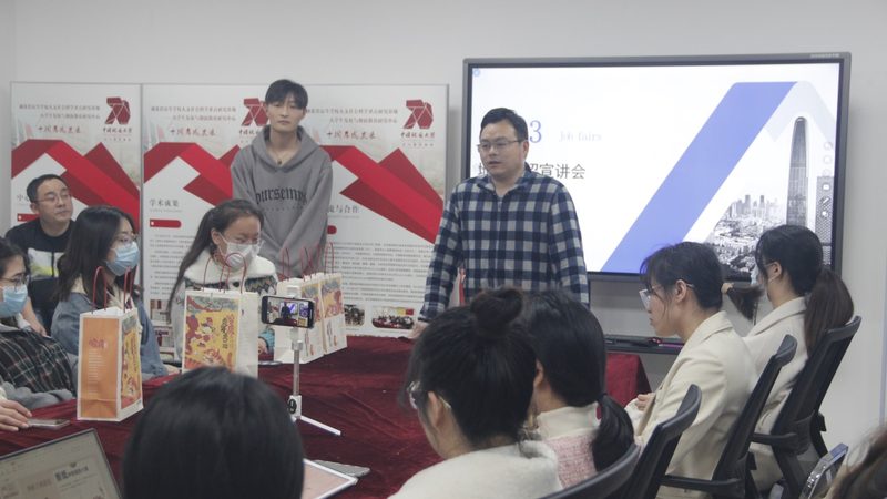 网络课程平台选课攻略：揭秘如何避开陷阱，找到最适合你的学习平台